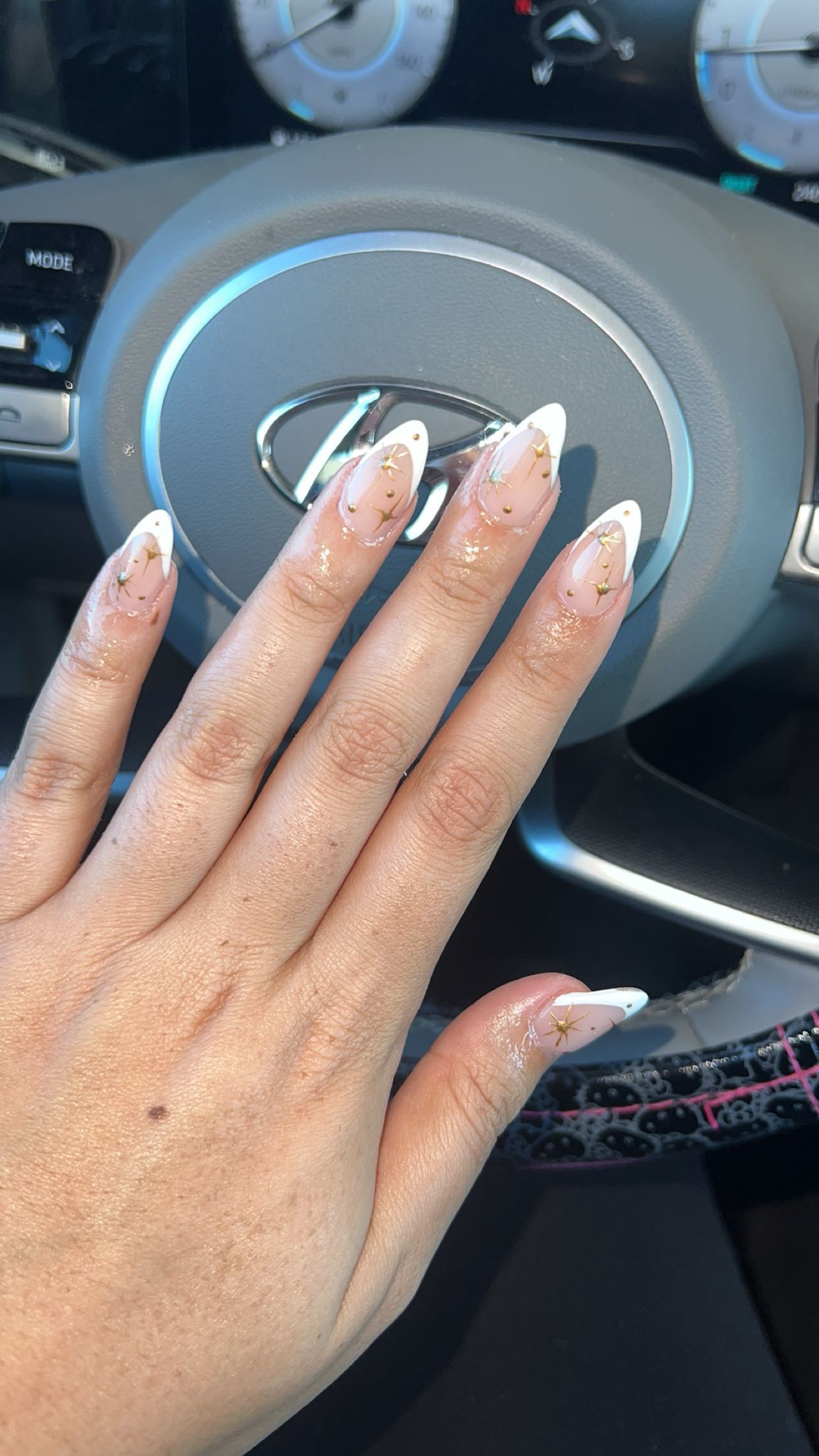 Luxe Salon Suites nail photo 1